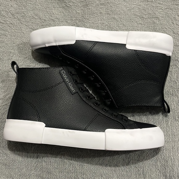 CALVIN KLEIN Women's Cade Casual Lace Up Platform Sneakers - Picture 11 of 11